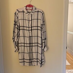 Old Navy Black and White Plaid Shirt Dress